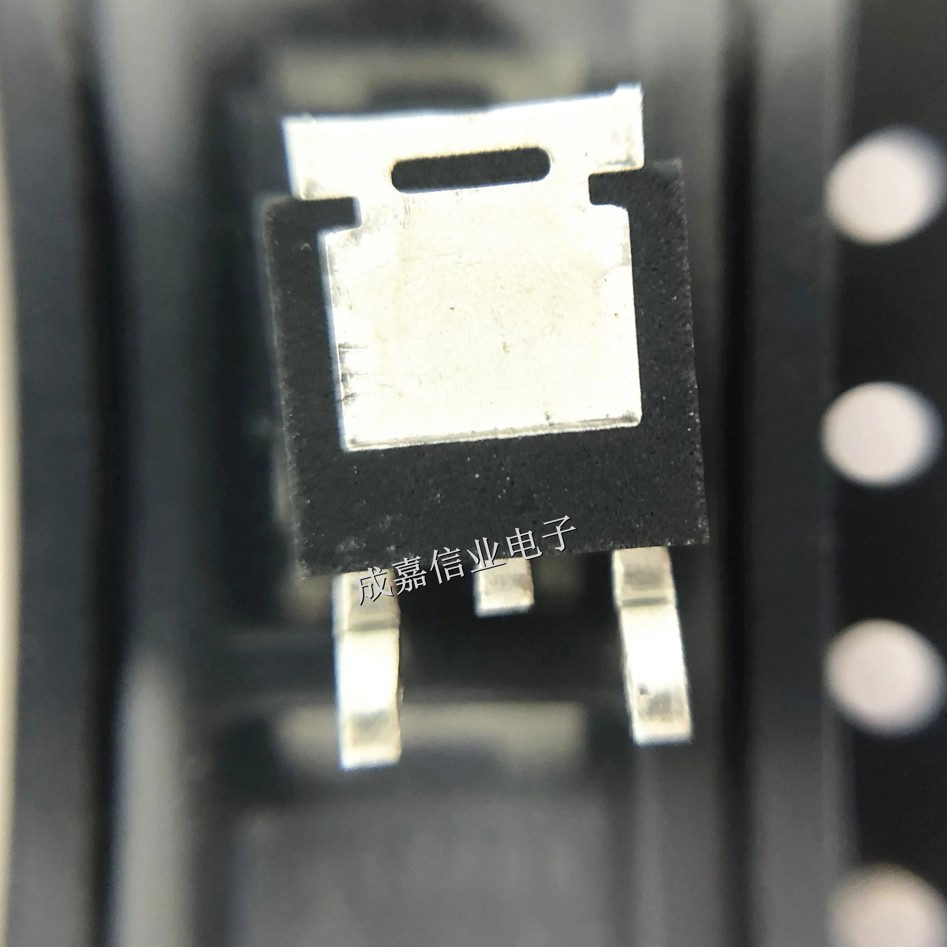 5pcs/Lot SQD50P08-25L-GE3 TO-252-3 MARKING;Q50P08 Trans MOSFET P-CH 80V 50A Automotive 3-Pin