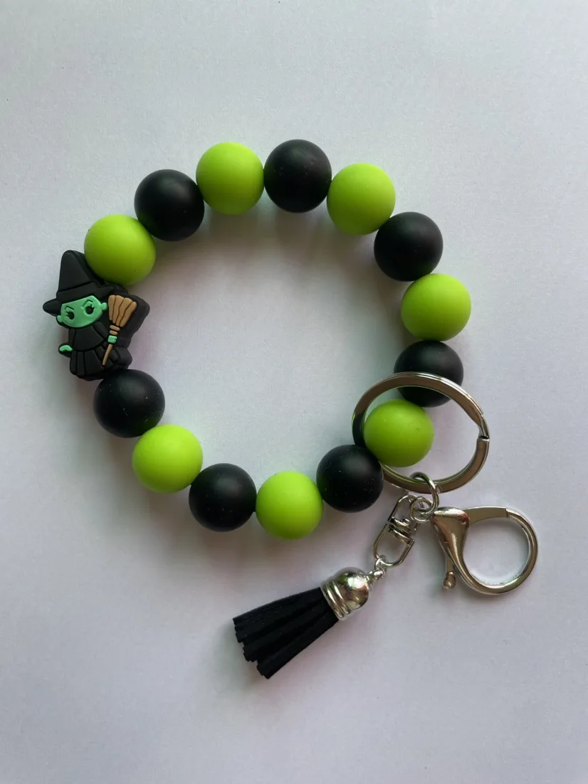 

2025 Halloween Silicone Beaded Keychain Wristlet Key Ring Bracelet Cute Car Key Chain Holder for Women Girls