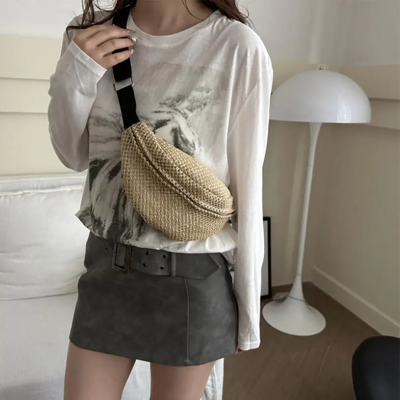 2024 Summer New Women's Knitted Mini Waist Bag Crossbody Bag Female Fashion Hollow Shoulder Bag Beach Chest Bag