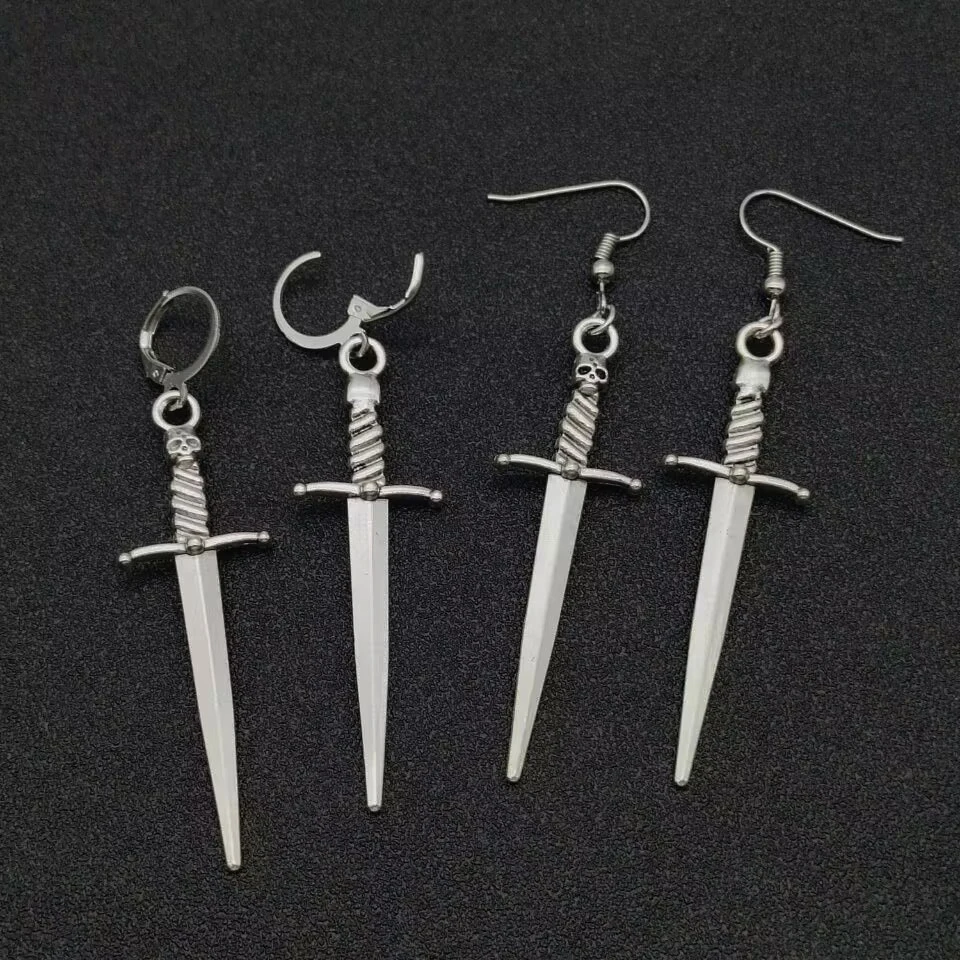 1 Pair of Skull Sword Earring for Womon Vintage Sword Pendant Earrings Gothic Exaggerated Dagger Personalized Jewelry Gift