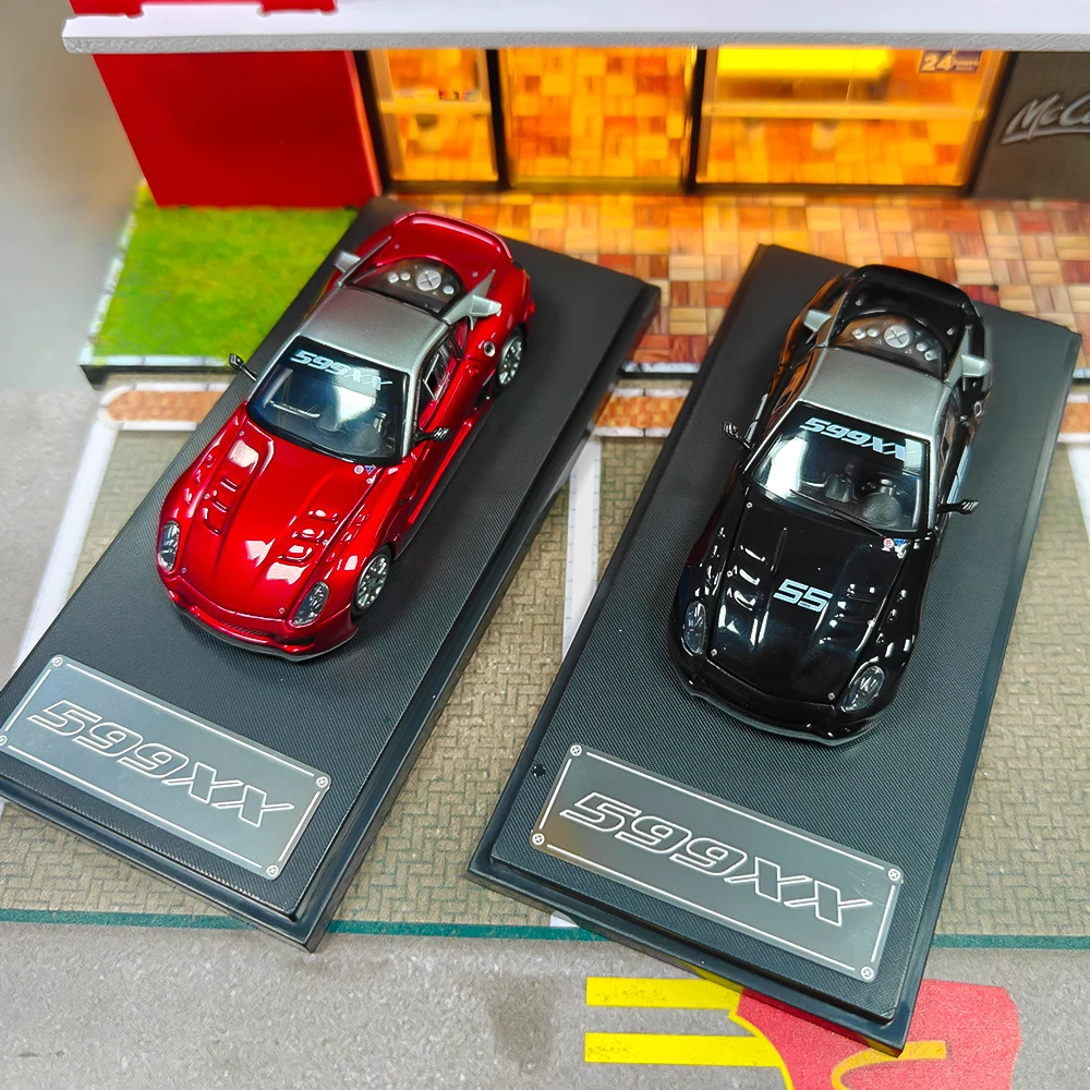 

Модель Rhino 1:64 599XX Evo Rosso Scuderia & Nero Daytona Limited, модель гиперкара из сплава для коллекционеров, игрушка в подарок