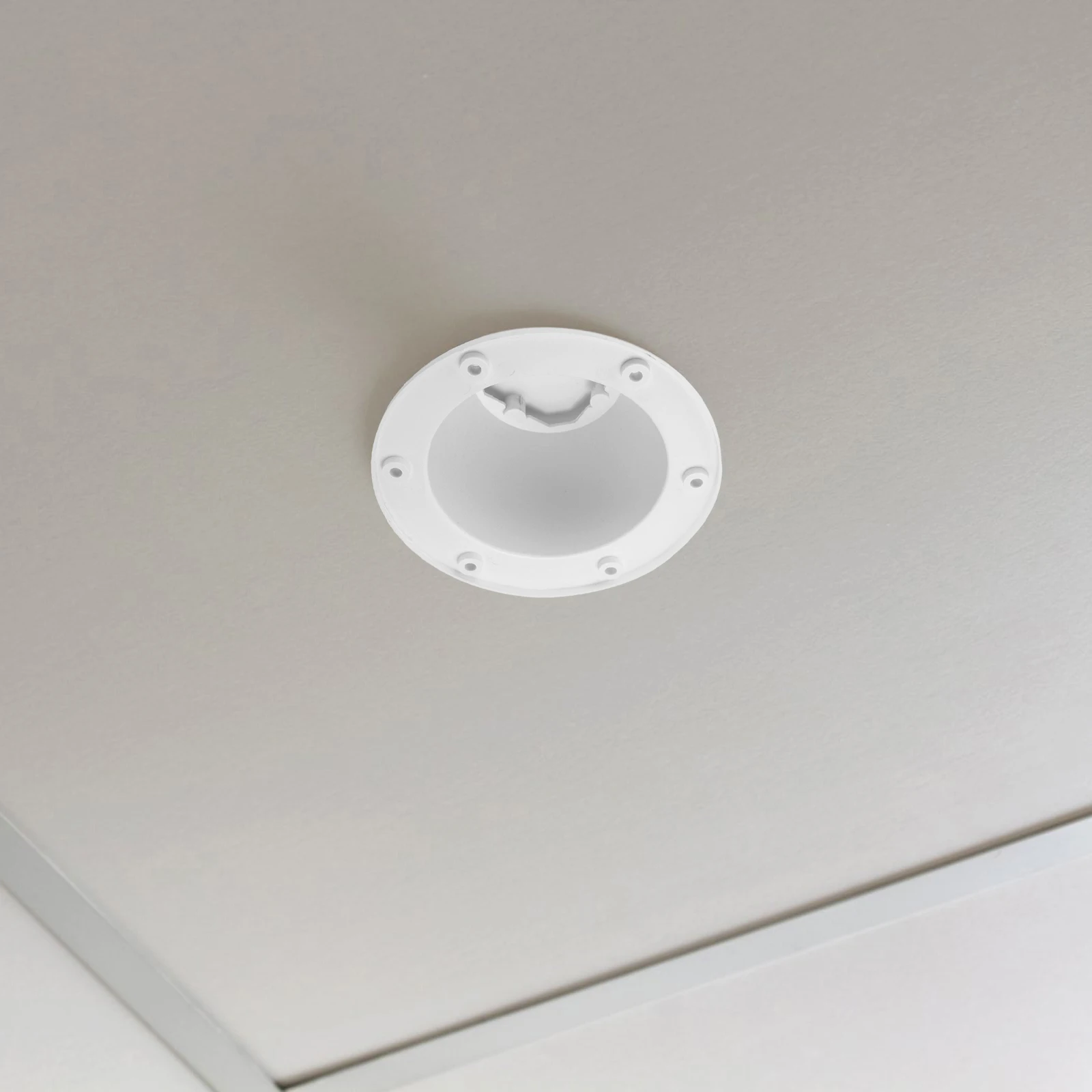 

Exhaust Fan Hood for RV Roof Rv Bathroom Vent Cover Easy Install Long Life Plastic Camper Vent Covers Roof Accessories