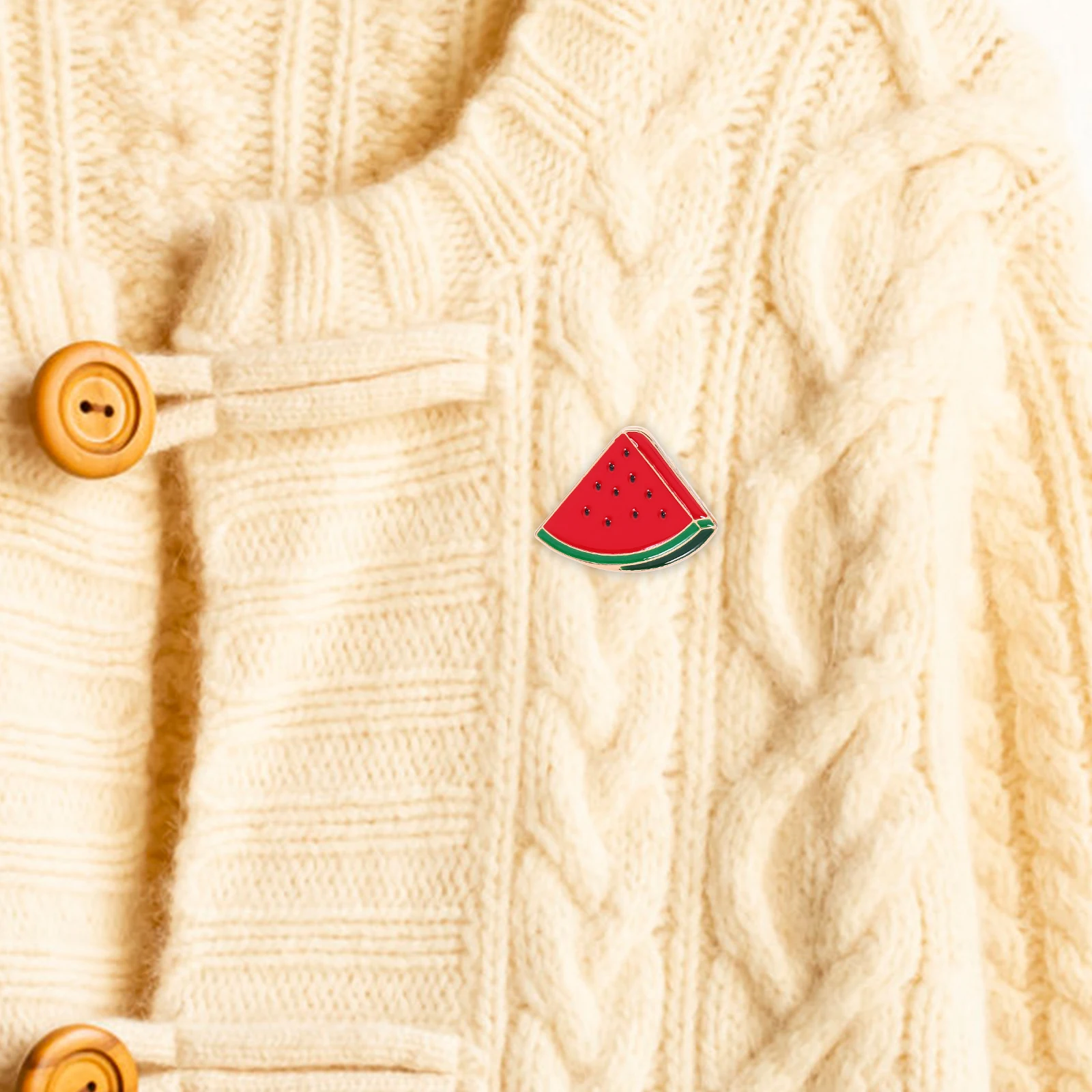 

Watermelon Brooch Pin Retro Shawl Clips for Sweater Clothing Cartoon Fruit Brooch Badge Matching Dresses Collars Scarves