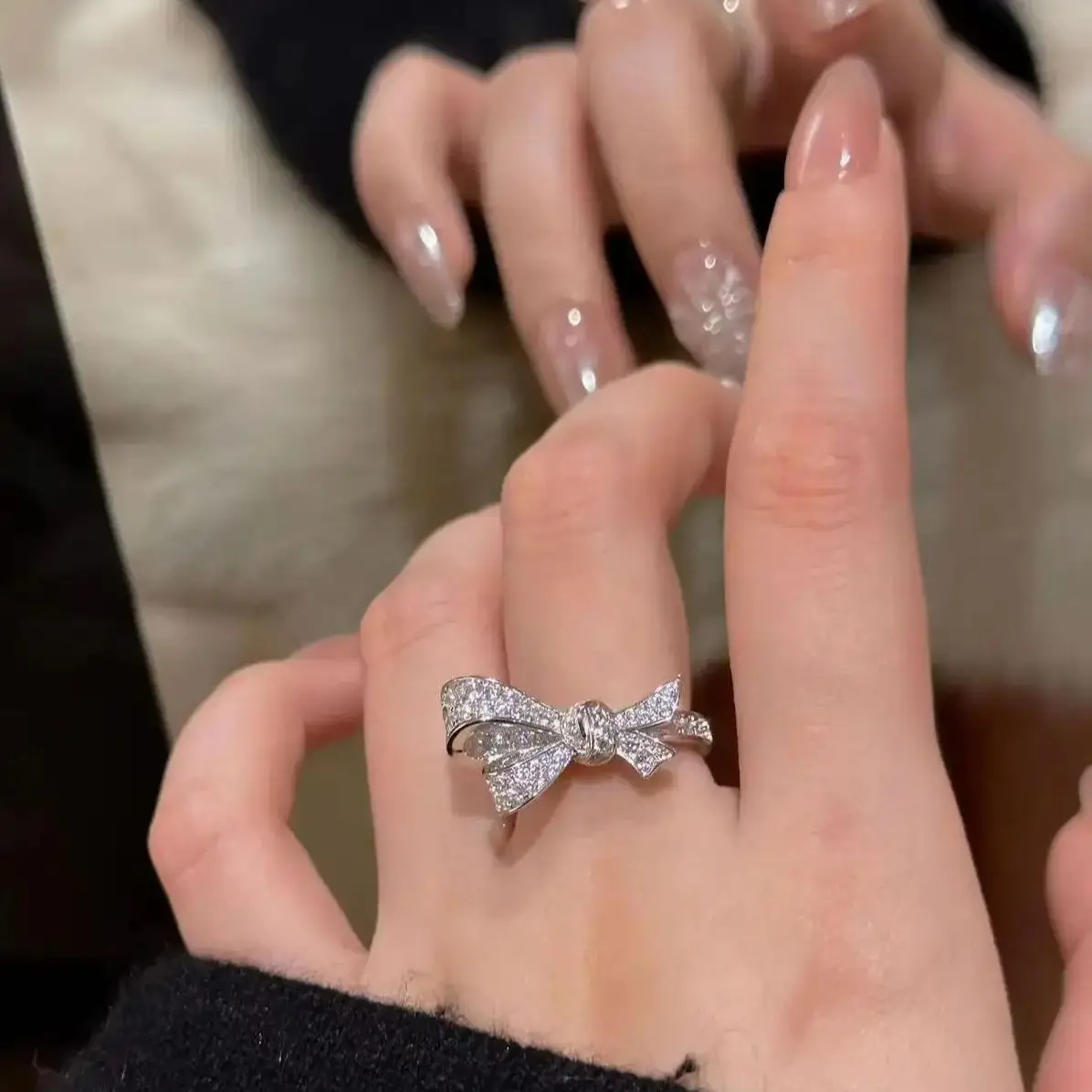 

High Quality Gorgeous Bow Women's Ring High Quality Moissanite Dazzling Charming Charming Valentine's Day Engagement Gift