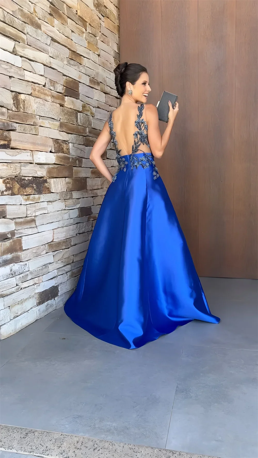 Customized Saudi Arabia Dearin Shoulder Girdle A-line Floor Length Skirts Bespoke Occasion Dresses Evening Dress Formal Prom Gow