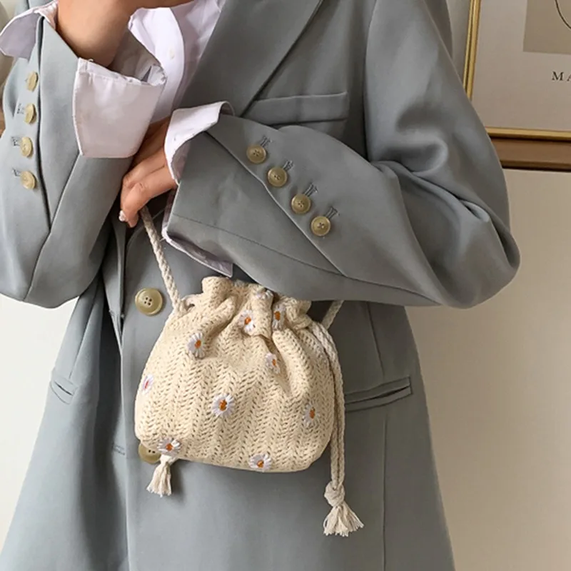 Fashion Small Shoulder Bags  Women Drawstring Straw Beach Bags Flower Embroidery Bags Ladies Lace Crossbody Handbags for Travel image 5