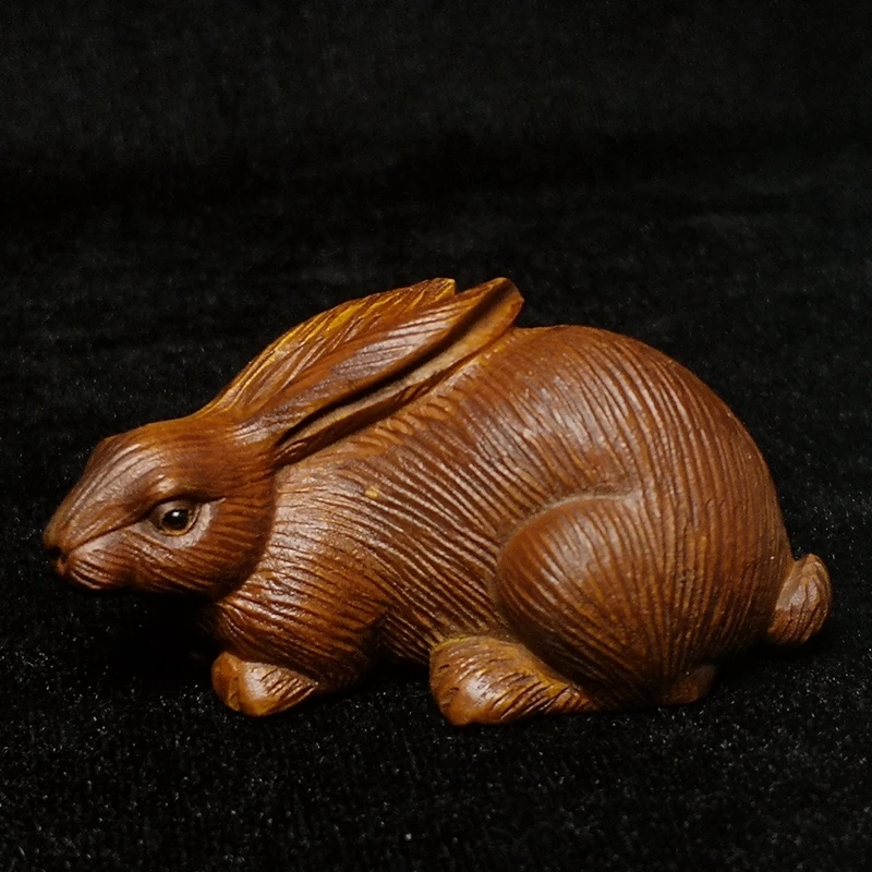 Japanese boxwood hand carved Animal Rabbit Statue Netsuke Gift Collection 6.3 CM