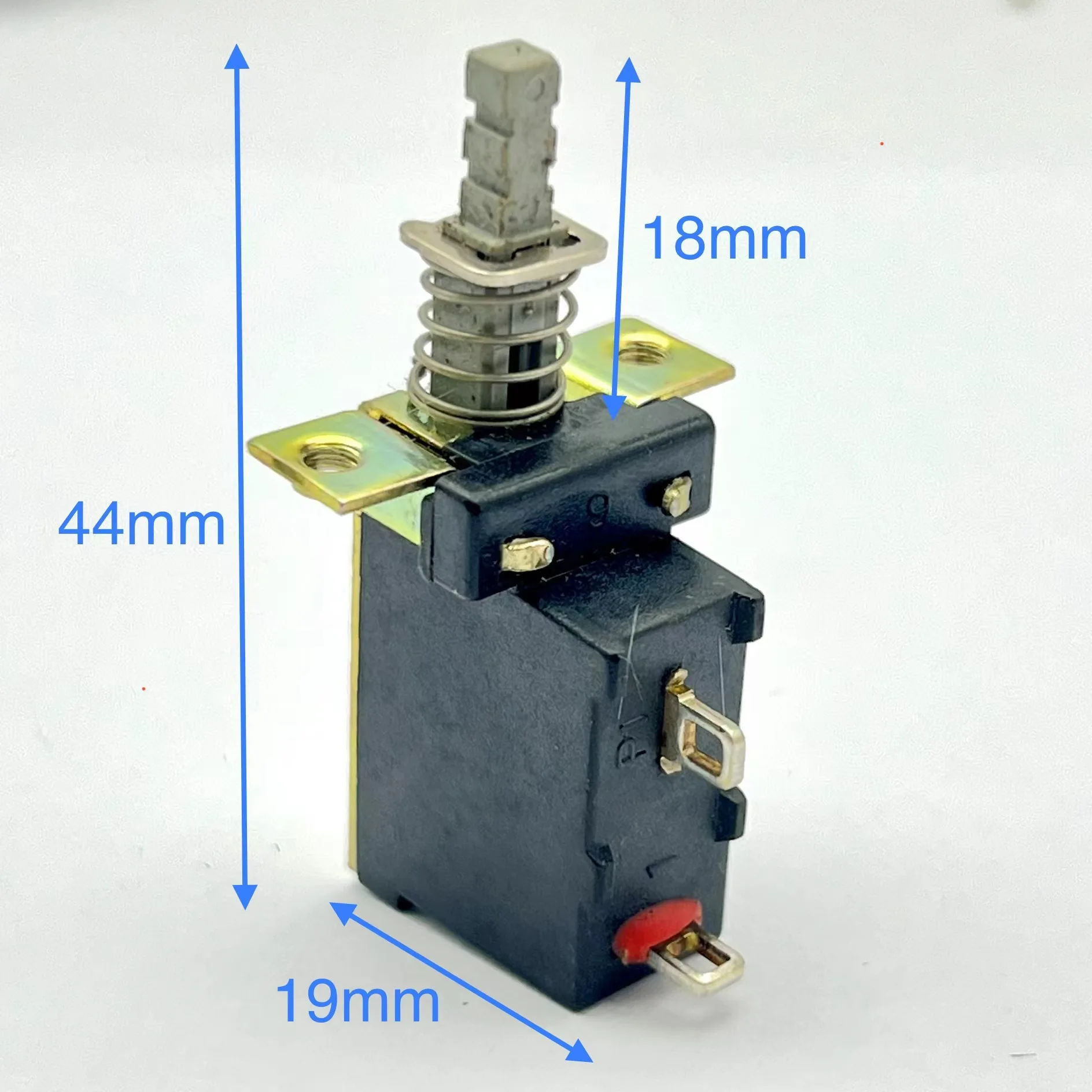 1 pcs.  external spring power switch TV-6 self-locking push switch 8A/128A250V yellow