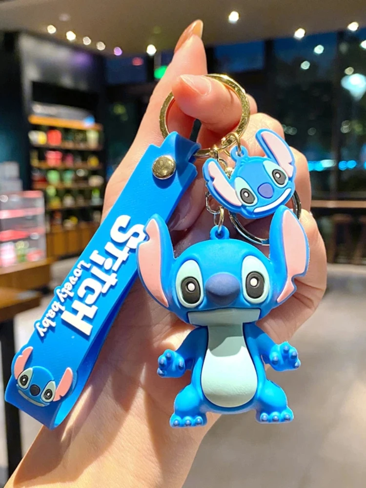 Stitch Schlüsselanhänger 3D Cartoon Stereo PVC Puppe Auto Schlüsselring Taschenanhänger Mode Kreativer Hängeschmuck Großhandel Überraschung