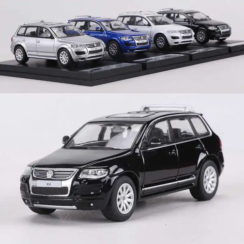 

Модель автомобиля из сплава SHADOW 1:64 Touareg R50