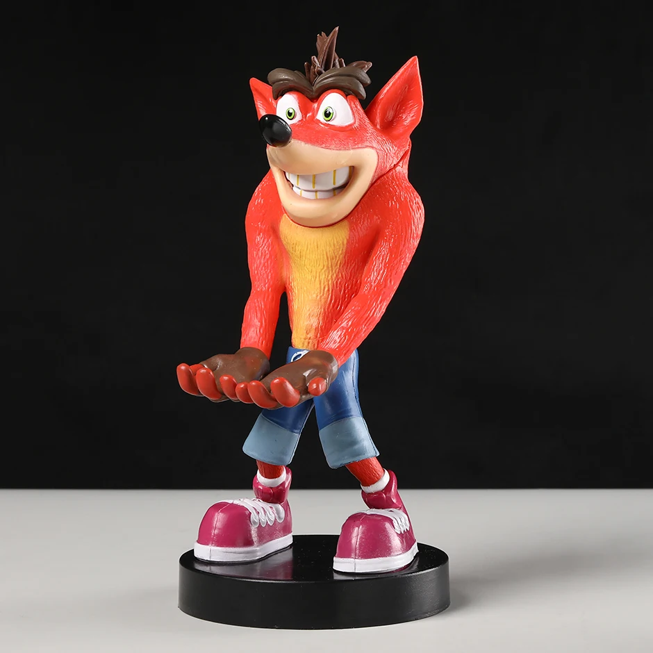 Crash Bandicoot Figure PVC Collection Statue Model Ornaments Toy Birthday Gift