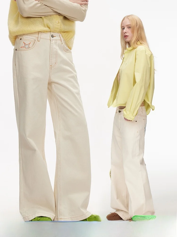 

Retro Streetwear Loose Fit Casual Cotton Jeans with Embroidered ket Stars by DNT New Arrival for Young Women in Spring