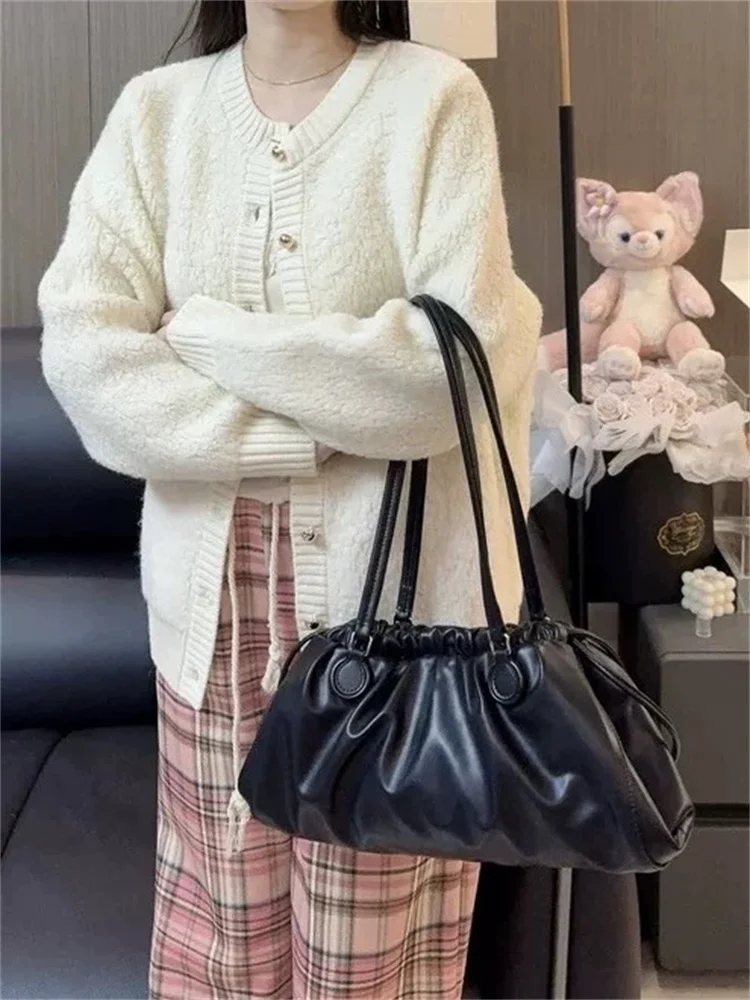 Retro-Motorradtasche mit Falten, große Kapazität, Pendler-Einkaufstasche, Unterarm-Einzelschultertasche für den täglichen Gebrauch URBBB PRVOVO