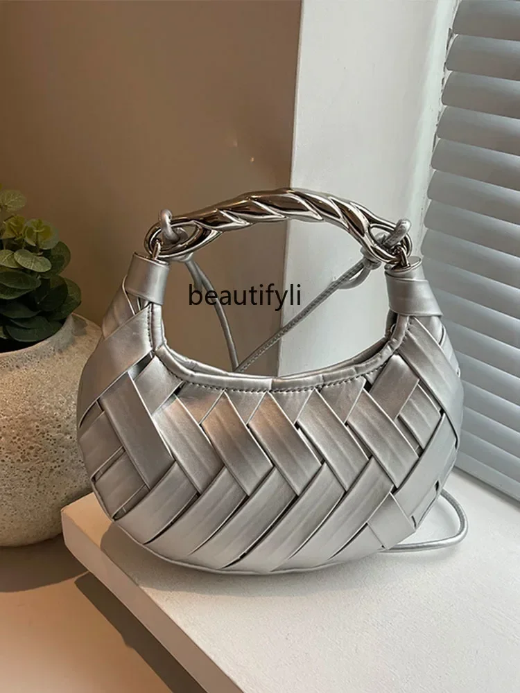 

Simple Hand-Carrying Fashion Dumpling Bag Women's Summer New Fashion Woven Bag Niche Advanced Texture Messenger Bag