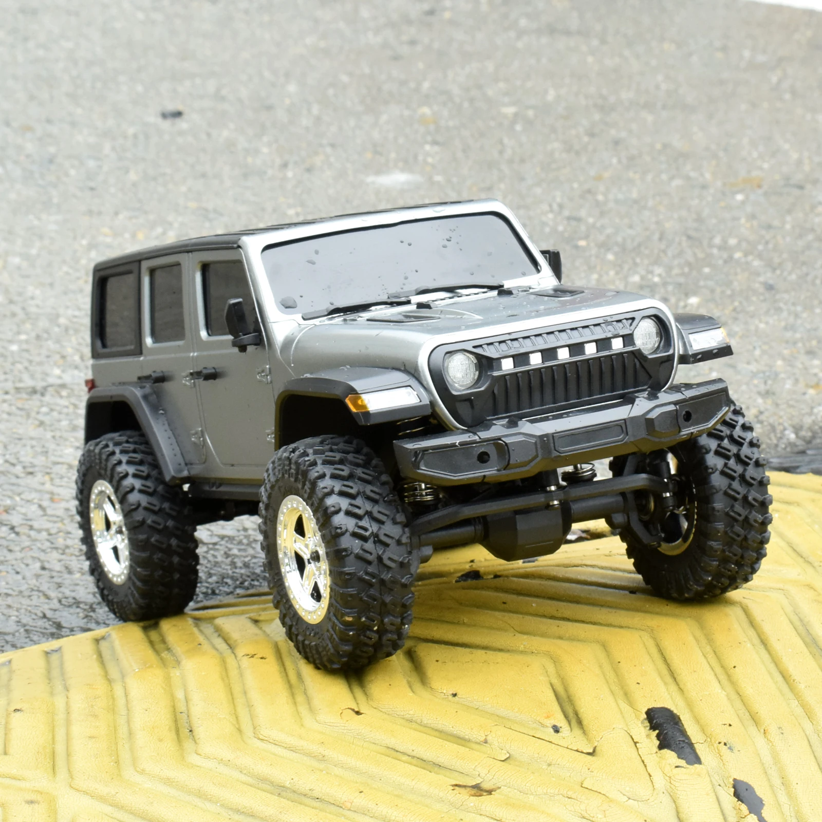 

AUSTAR RC Car Shell 1:18 Car Casing Simulation Hard Body Pickup Body Shell For 1/18 RC Crawler Car Original Upgrade Parts