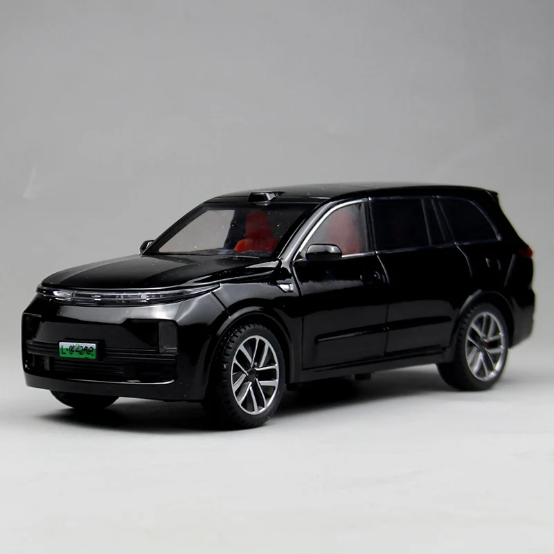

1；24 Simulated Car Model Simulation Alloy Toys High-end Lighting Display Model Collection Ornaments Brand New with Packaging