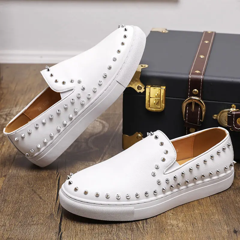 Fashion Rivet White Leather Casual Shoes Men Comfortable Flat Slip-on Loafers Men Large Size 48 Luxury Brand Men Shoes Moccasins