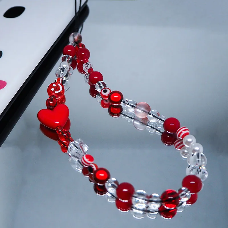 LLavero de cadena con colgante para teléfono móvil Y2k para mujer, joyería de cuentas de perlas de cristal, corazón acrílico, cordón de Fairycore, lindo, Kawaii, rojo claro