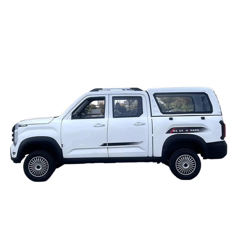 Solar energy elderly household transportation to pick up children battery car