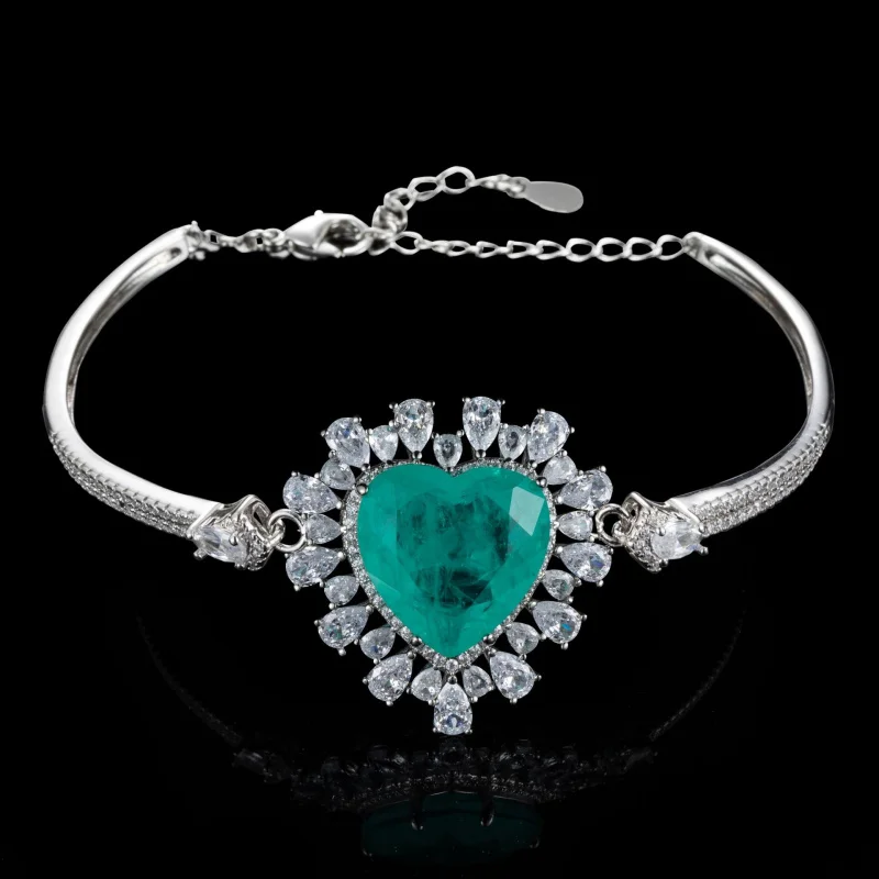 

Fashion Style Heart Inlaid Artificial Gemstone Bazaar Emerald Matte Blue Sapphire Bracelet