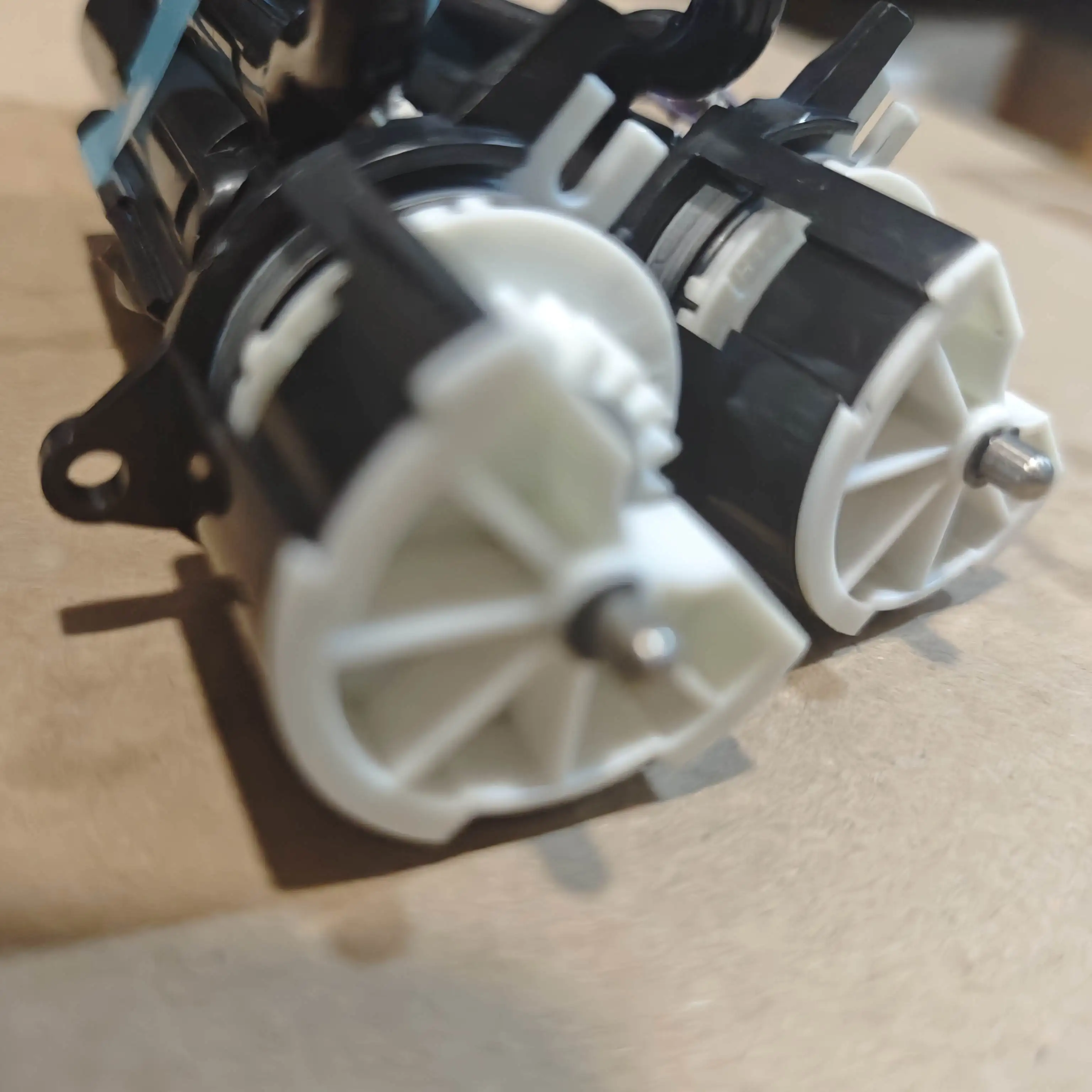 

Toner Pump for Ricoh MP C3001 C3501 C4501 C5501 Toner Supply Unit MPC3001 MPC3501 MPC4501 MPC5501