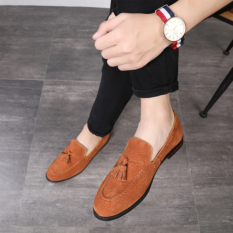 Men\'s Casual Suede Leather Shoes Mens Driving Loafers Light Moccasins Men Trendy Tassels Party Wedding Flats EUR Sizes 38-48