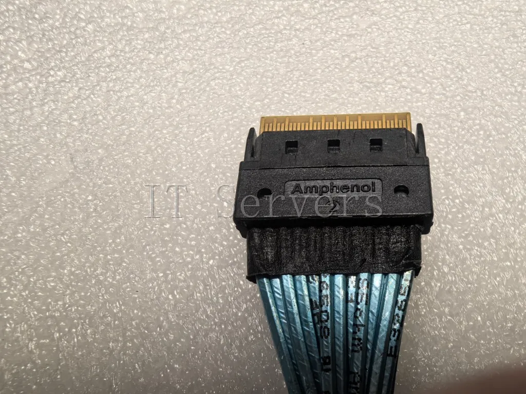 Amphenol SAS4.0 LP Low profile SFF-8654 8i 74P to SLIM SFF-8654 8I Server Adapter Cable