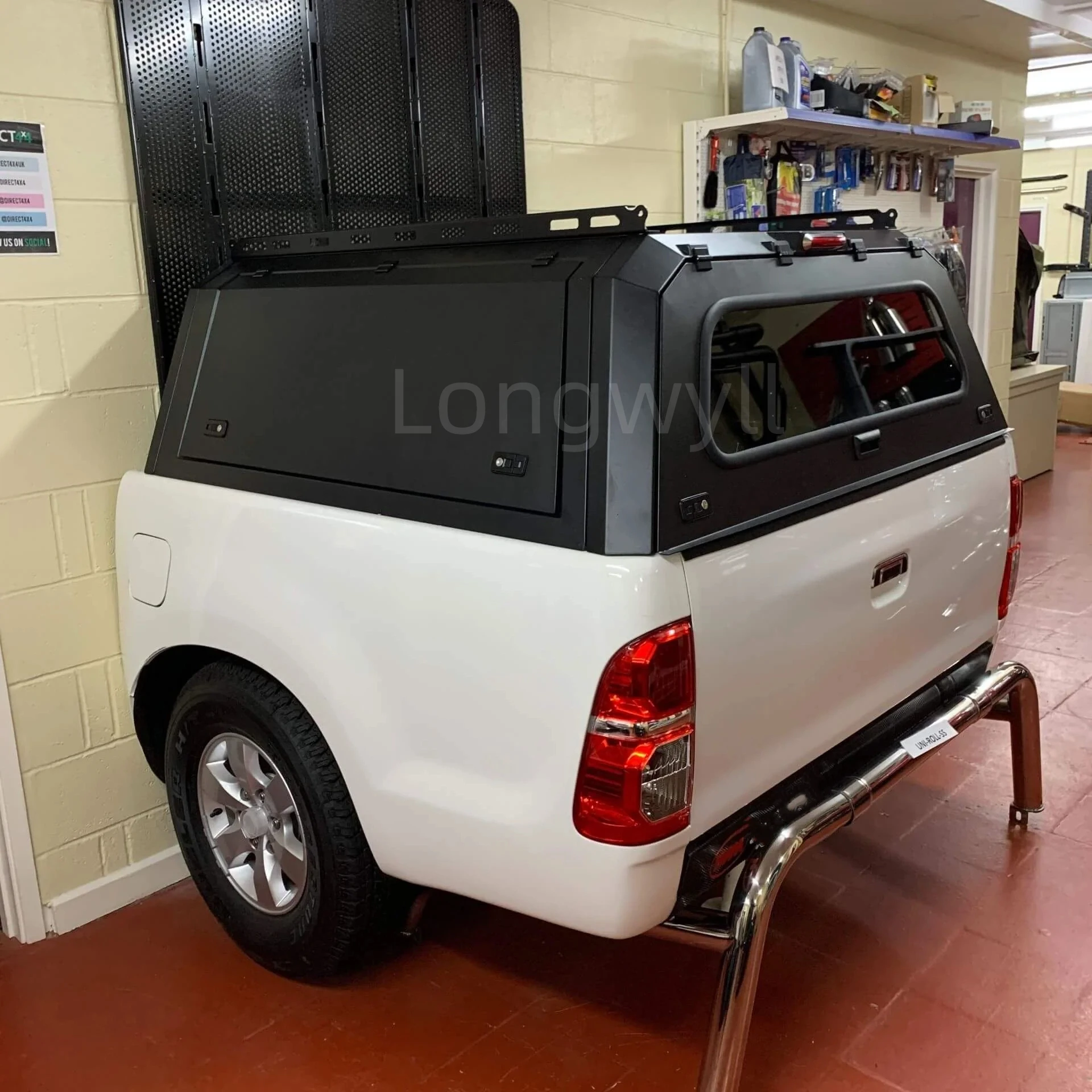 

Aluminum Truck Topper for D-max Hardtop Cap with Sliding windows Smartcap Pickup Canopy Heavy-duty Camper Shell