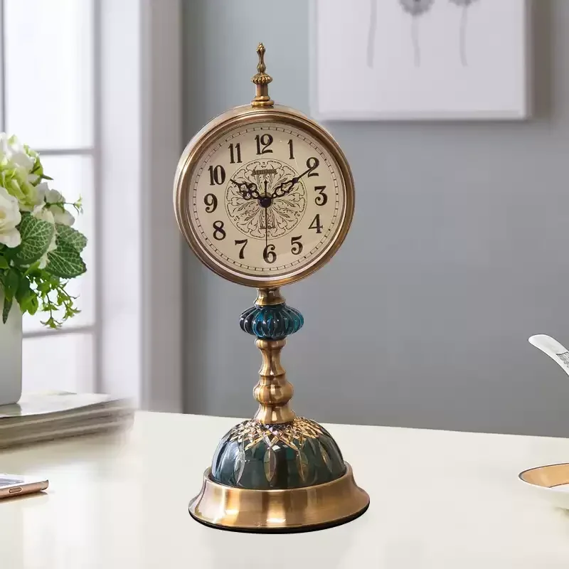 Simple Design Luxury Table Clocks Living Room Modern Decorarion Silent Table Clocks Nordic Electronic Home Decor Die Uhr. LLTC