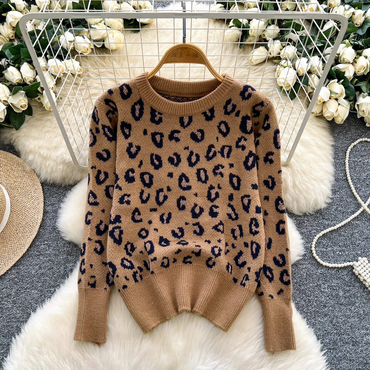 

Леопардовый женский свитер 2022, осень-зима, новый американский стиль, уличный пуловер с круглым вырезом, модные вязаные теплые топы с длинными рукавами