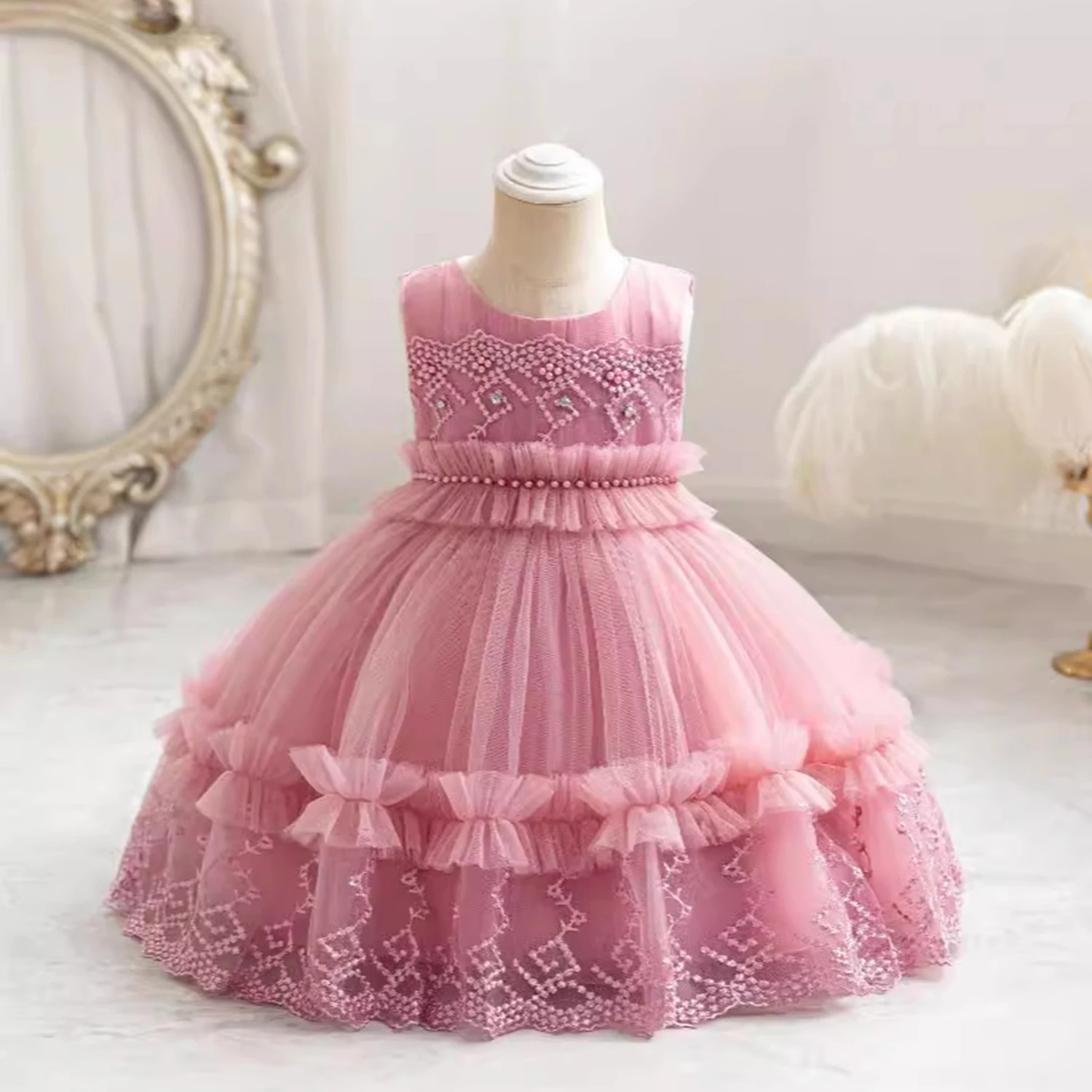 Baby Peuter Geborduurd Geappliqueerde Bruiloft Bloem Meisjes Verjaardagsfeestje Optocht Peuter Formele Jurk Cupcake Tutu Tt103