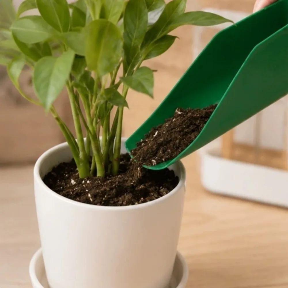 2pcs Gutter Getter Scoop Plastic Roof Cleaning Dirt and Debris Removal Multi-Use Tools Garden Leaf Large Capacity Cleaning Spoon
