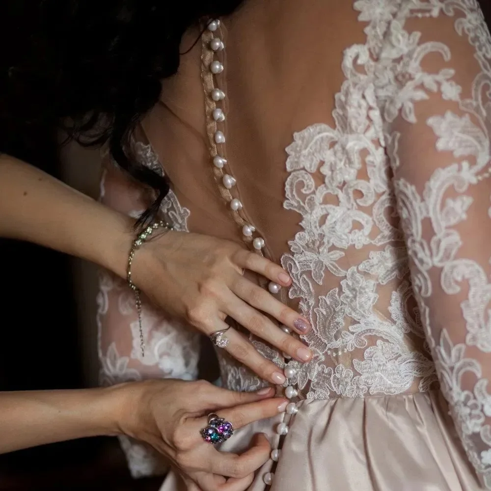 Vestido de novia de satén de manga larga con cuello en V, vestido de novia con apliques, cinturón de línea a, ilusión Simple y hermosa, talla grande