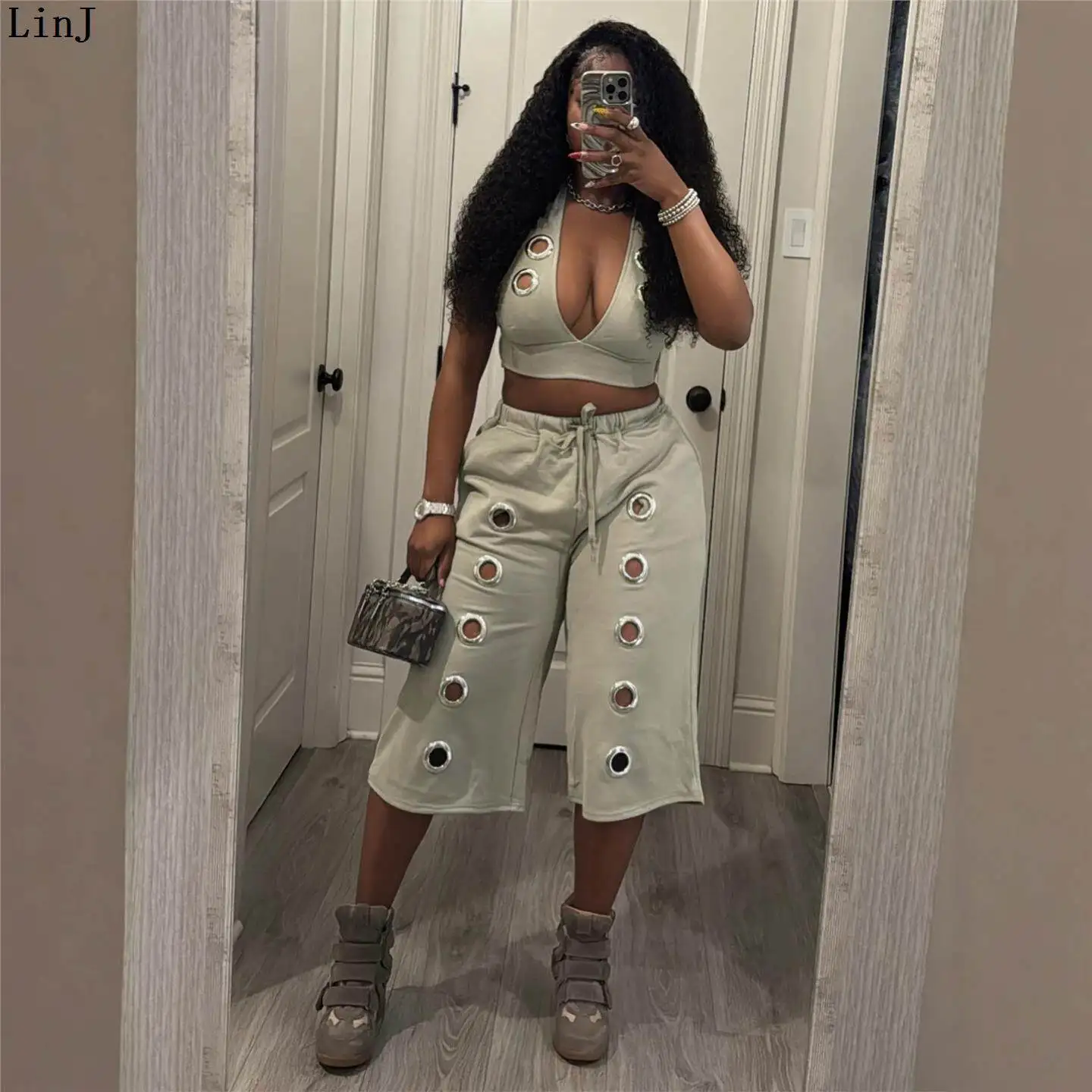 

Sexy Women's Vest And Wide Leg Pants Set Metal Buckle Chicken Eye Two Piece Suit Casual Summer Fashion Outfit from China
