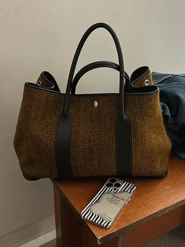 Luxury Design Tote Bag Retro Casual Maillard Woolen Handbag Commuter Computer Bag