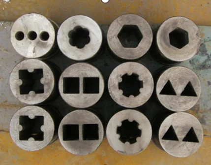 آلة ضغط الفحم على شكل أعواد، ماكينة تشكيل قوالب الفحم بالضغط اللولبي