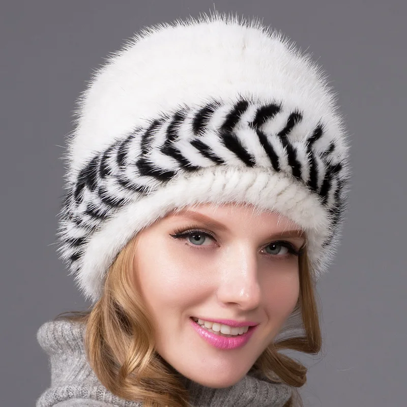 

2024 High-Quality Mink Fur Woven Fur Hat for Women Fashionable Warm Thick Color Blocked Fur Ear Protection Hat for Winter