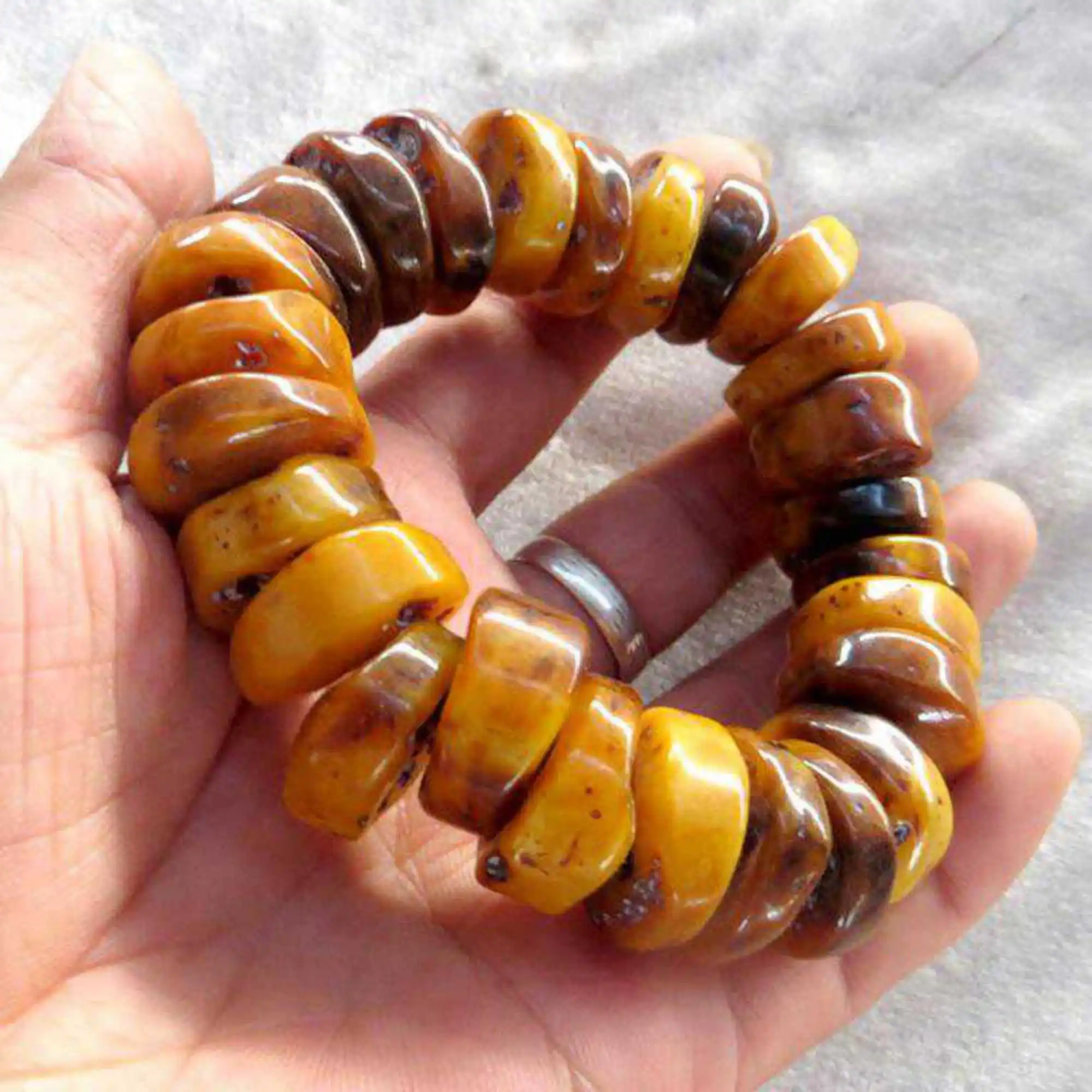 

Raw Beautiful Natural Baltic Amber Bracelet Taseel Calming Seven Chakras Practice Emotional Restore Inspiration Buddhism