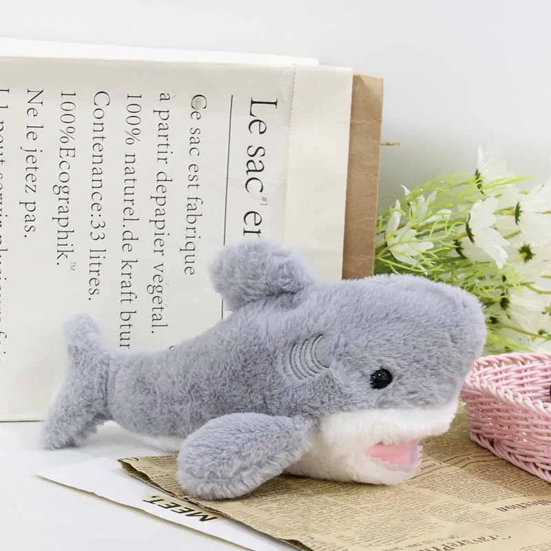 Porte-monnaie en peluche requin de dessin animé créatif, sac à crayons requin mignon, grande capacité, cadeaux pour enfants, écoliers du primaire