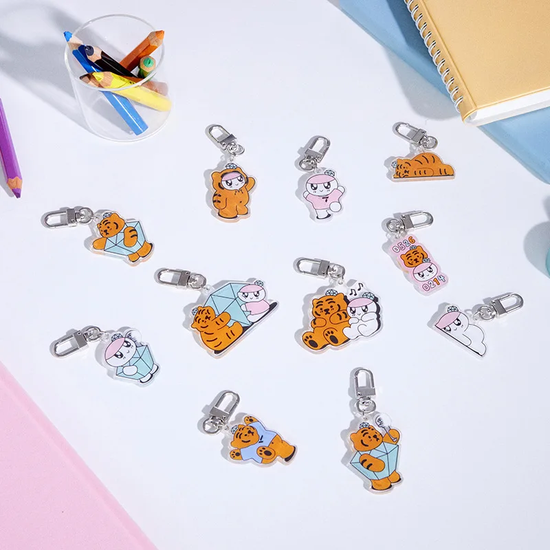 KPOP Idol Group ST Acrylic Keychain Cartoon Tiger Pendant Keyring Fans Collection Jewelry Gifts Cute Key Chain