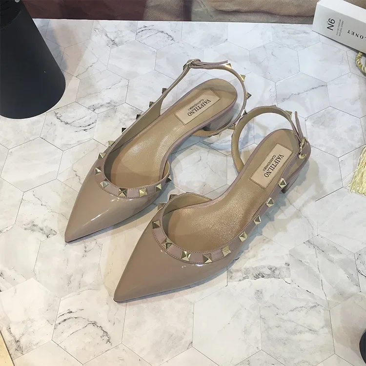 Summer New Rivet One line Buckle Middle Heel Spring Baotou Pointed Thick Heels Liuding Shoes Cool Slippers for Women's Outwear