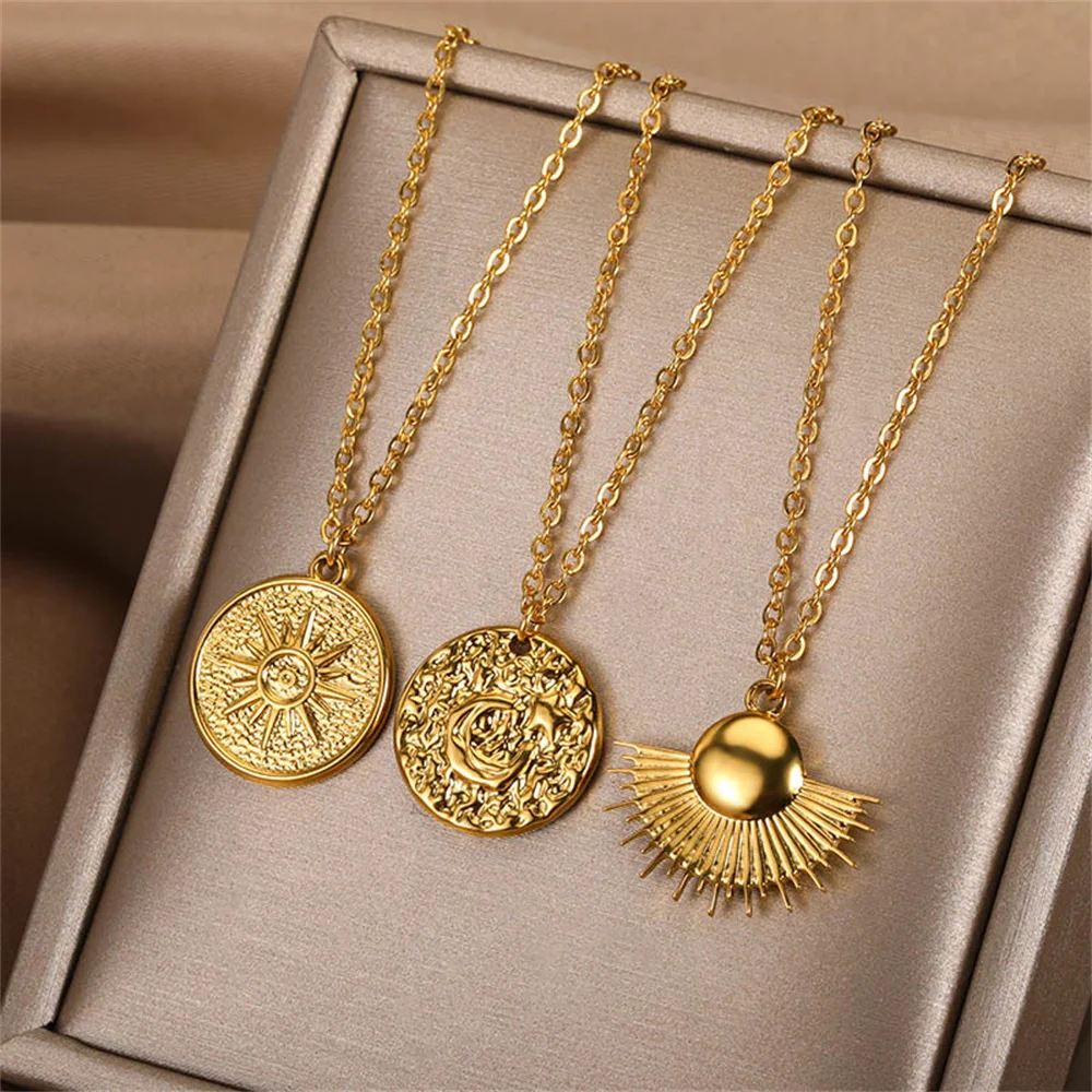 Vintage Sun Moon Stars Round Necklace For Women Gold Color Stainless Steel Chain Pendant Necklace Fashion Jewelry Birthday Gift