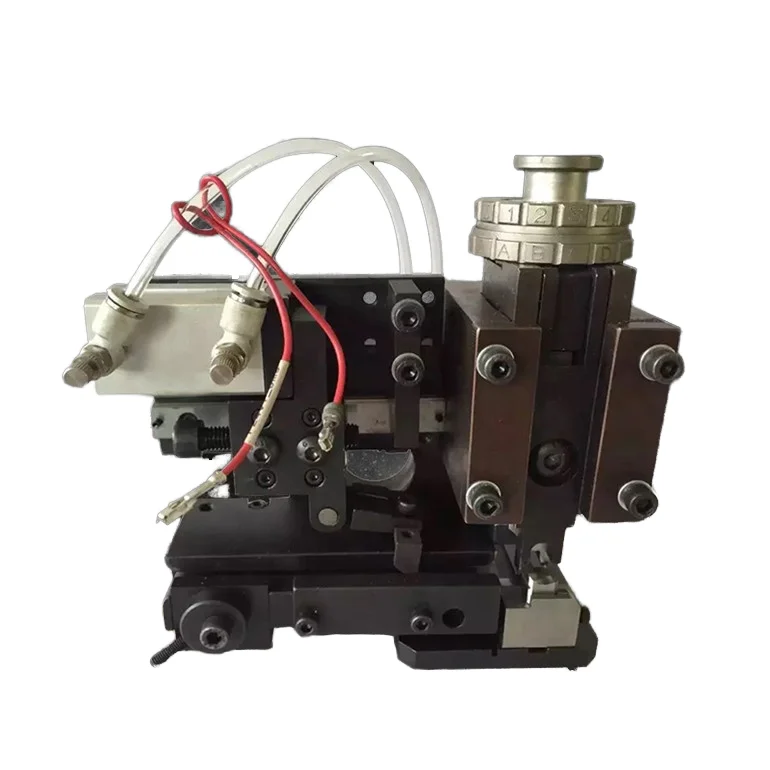 Customizable BX-CA079 135.8 Shut Height Automatic Crimping Plier Machine 40/30mm 1.2mm Steel Pneumatic Side Feeding Terminal