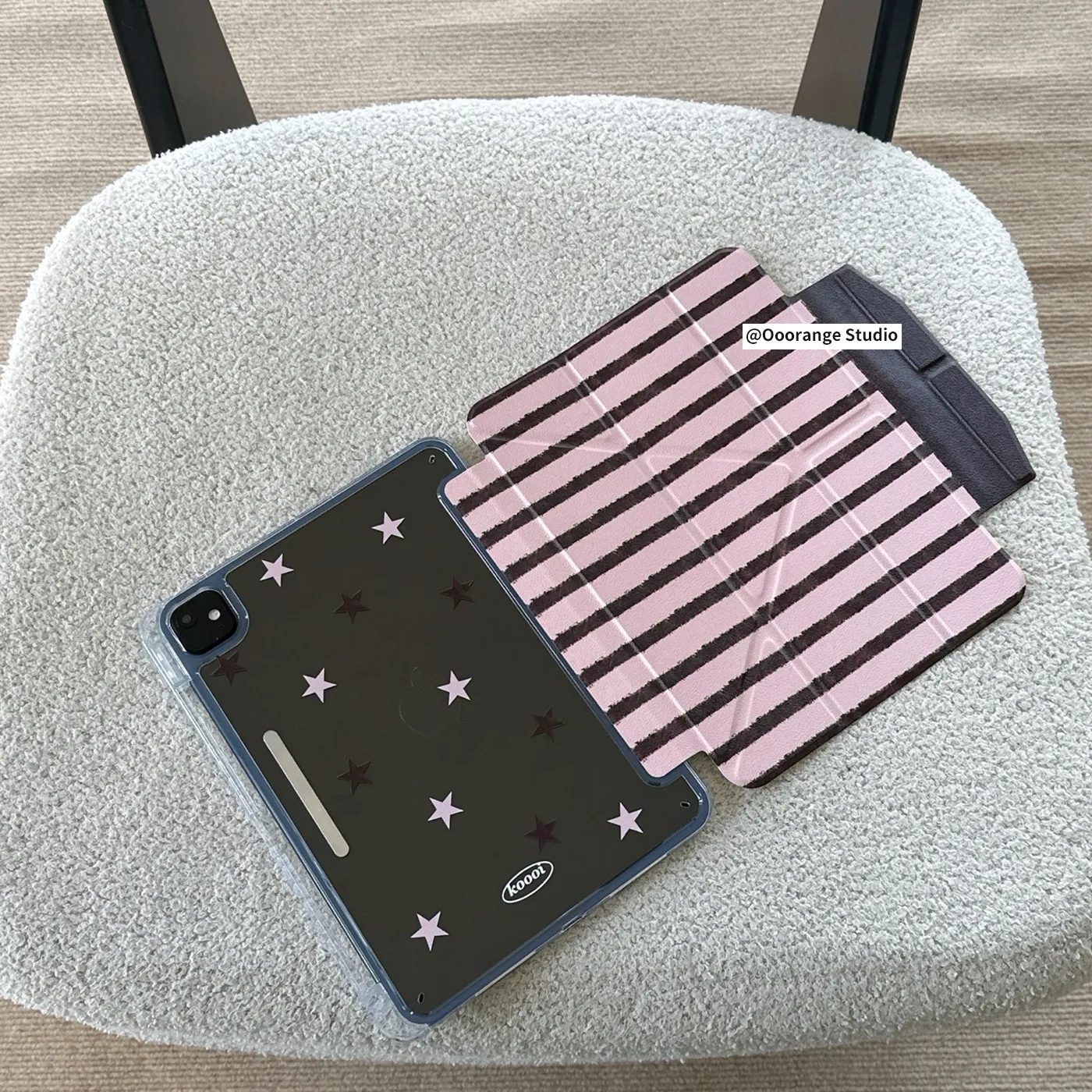 Ins Pink And Brown Stripe Table Case For iPad Pro 11 12.9 13 M2 M3 M4 M5 Shell 8.3 9.7 10.2 5/6/7/8/9/10/11th Air 4 5 6 7 Cover