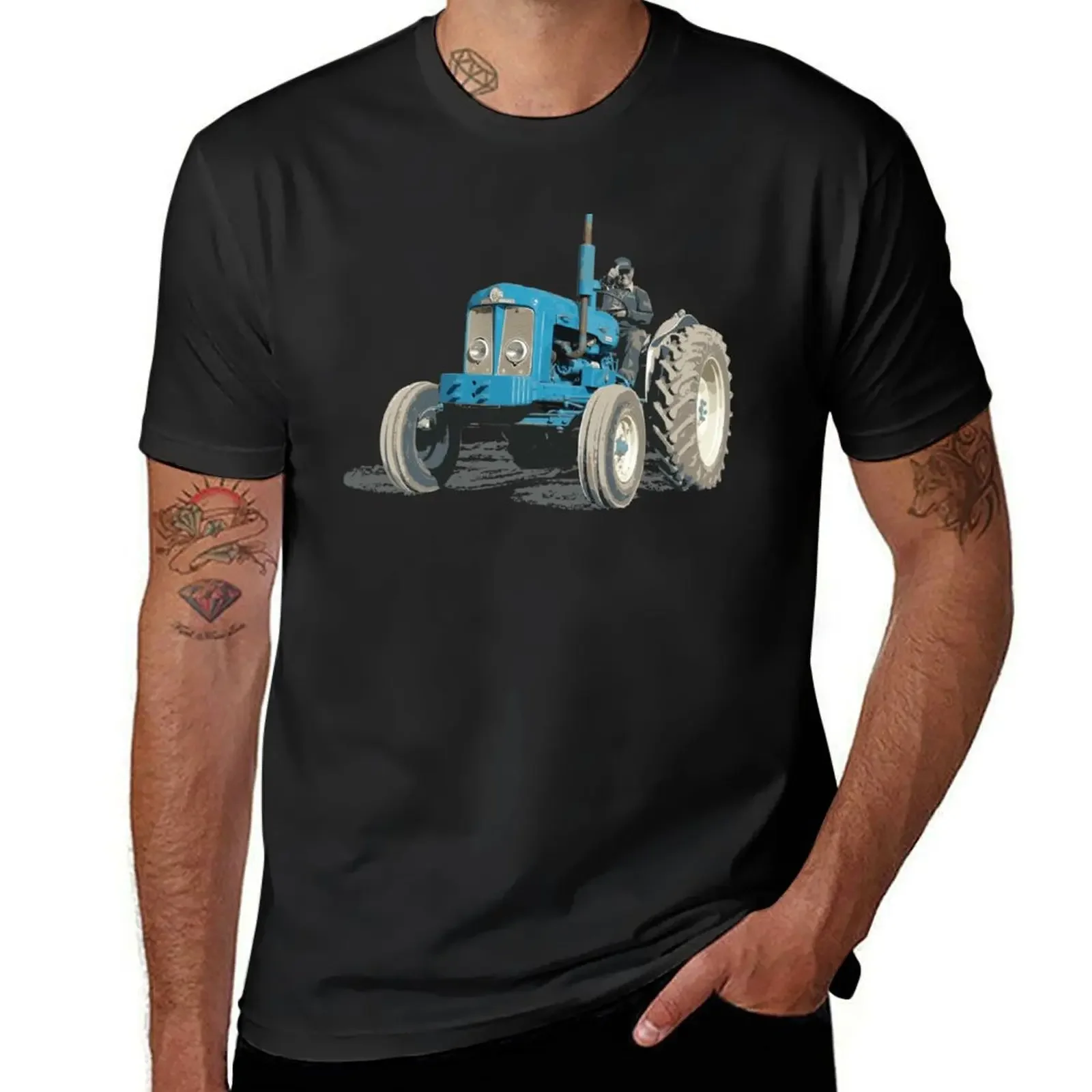 Super Major, last of the Fordson tractors T-Shirt cheap stuff custom shirt blacks oversized t shirt t shirts men