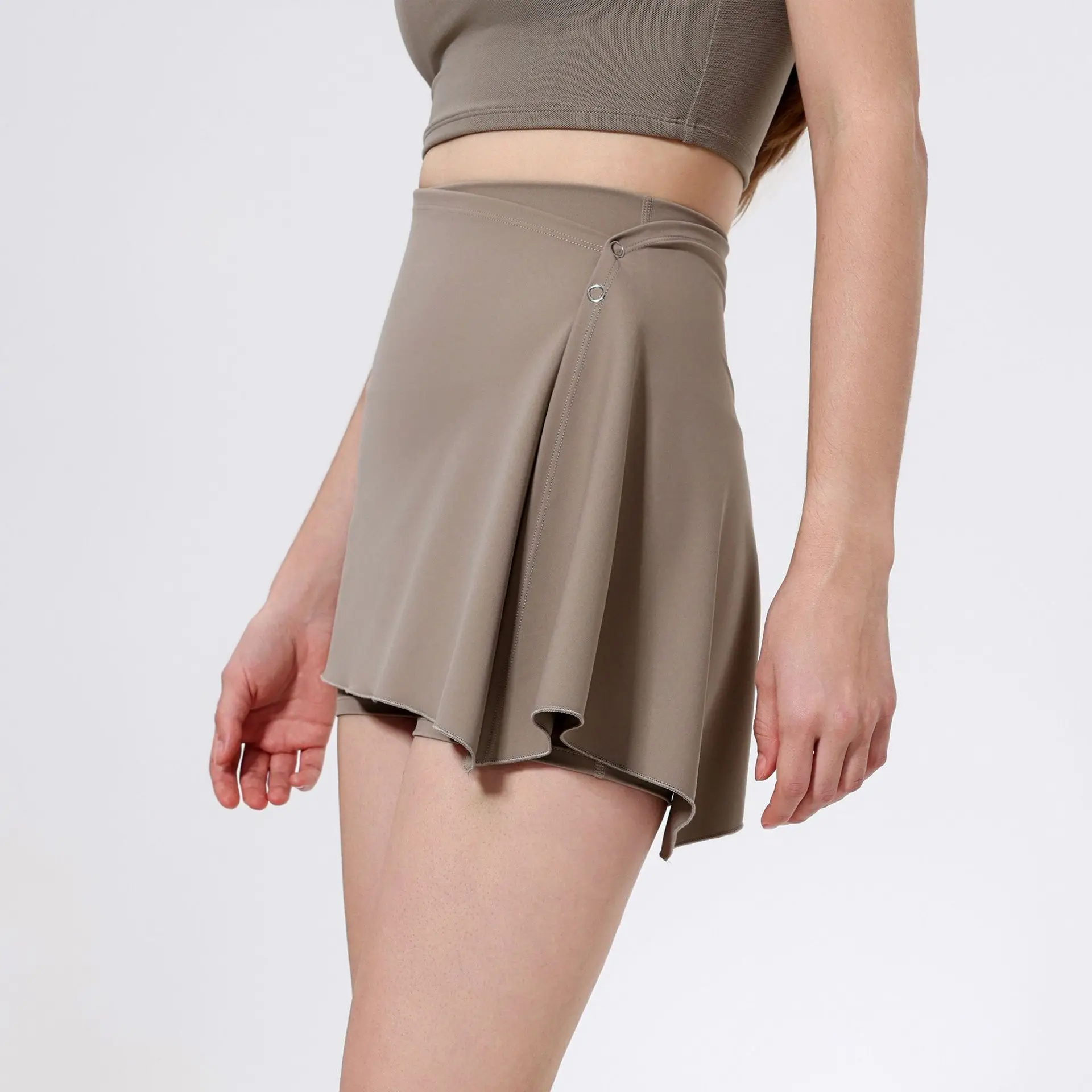 Women Skirt Style Yoga Shorts Fitness Safety Skirt with Hidden Shorts Running Workout Sports Skirts Outerwear Fitness Shorts