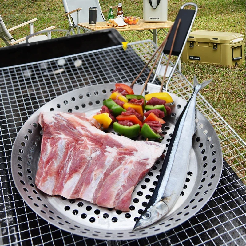Round Hollowed-out Wooden Handle Barbecue Plate Outdoor Vegetable Barbecue Plate Outdoor Portable BBQ Grill Pan