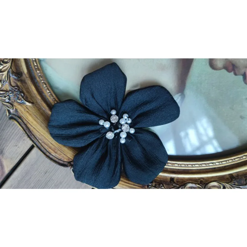 3D Large 11CM White Black Flower With Beads Patch Sticker Sew on Patches Applique Embroidery DIY Clothing Accessories