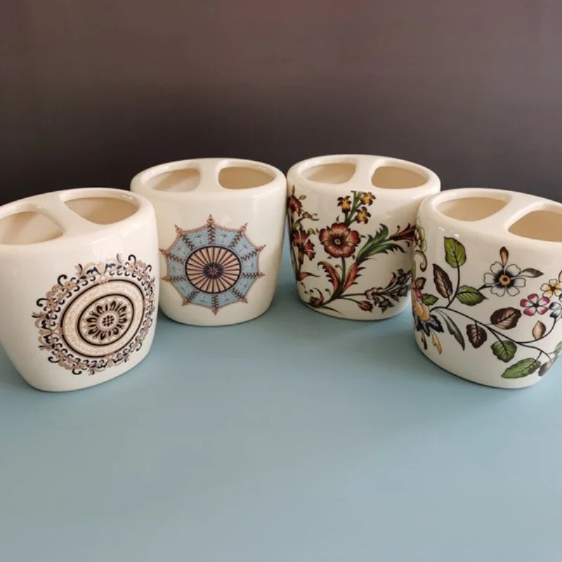 1pc Ceramic Toothbrush Holder Ornament Toothbrush and Comb Storage Cartridge Bathroom Storage Rack Bathroom Accessories