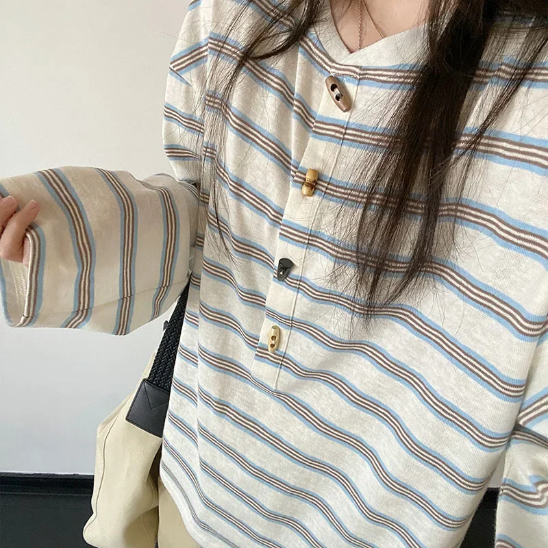 Japanese Style Lazy Striped T-shirt Women Loose Fit Horn Buckle Long Sleeve Tees Female Autumn Casual All Match Soft Tops